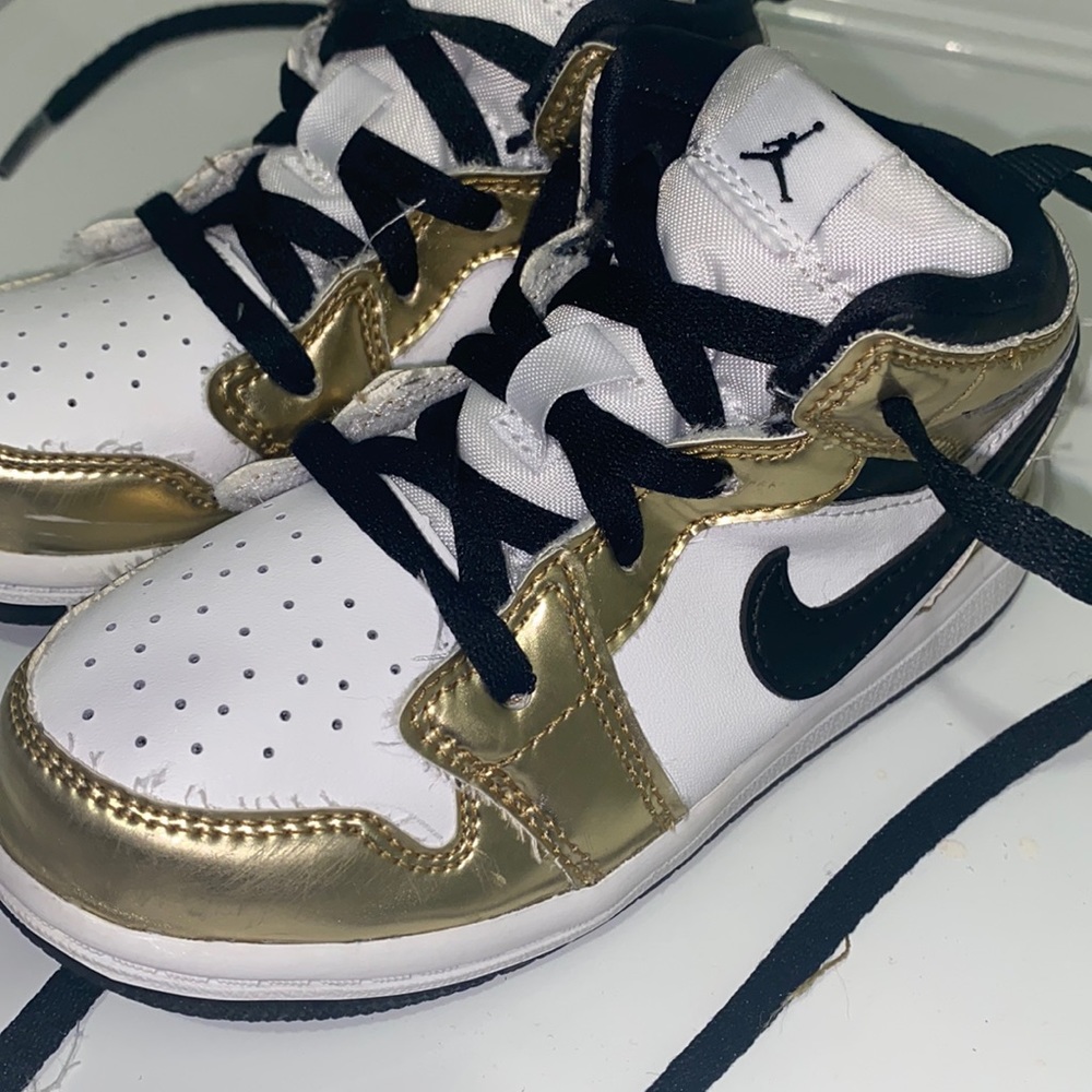 Jordan 1's 9c